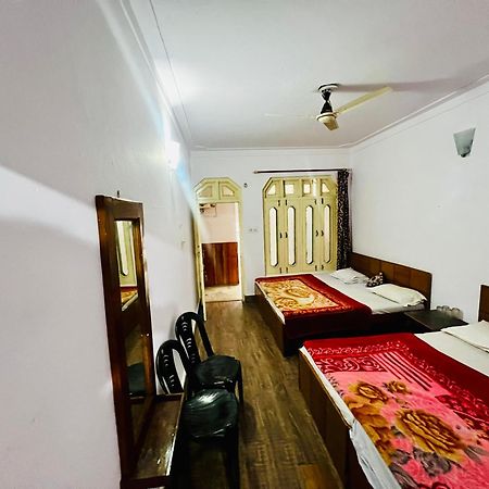 Inder Palace Barkot Bagian luar foto