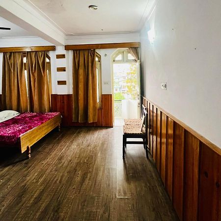 Inder Palace Barkot Bagian luar foto